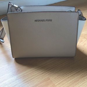 Michael Kors Crossbody